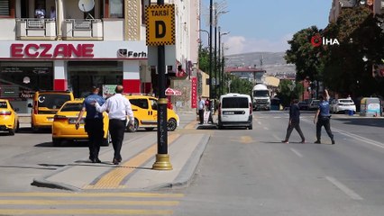 Sivas’ta adliye lojmanları önünde şüpheli paket paniği