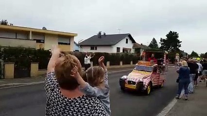 Tour de France: le passage de la caravane à Richwiller
