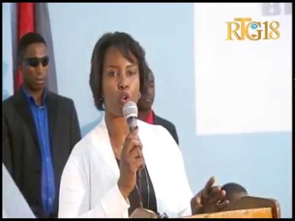 La première dame de la République d'Haïti, Martine MOISE a visité la maternité Isaïe Jeanty.