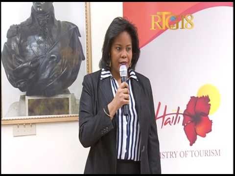 Le Ministère du Tourisme a remis un chèque de 40.000 dollars US à l'IFORHT des Cayes.