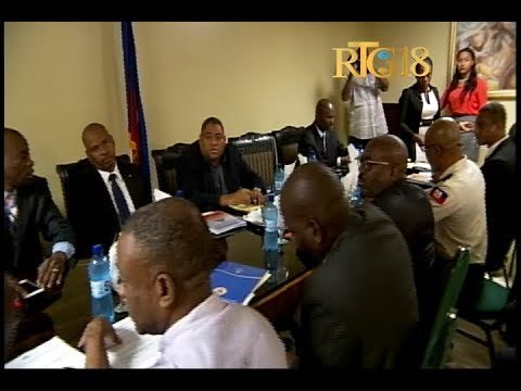 Parlement haïtien / Commission Économie et Finances du Sénat / Séance de travail