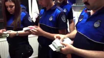 6 çocuğuna dilencilik yaptıran kadından çıkan para şok etti