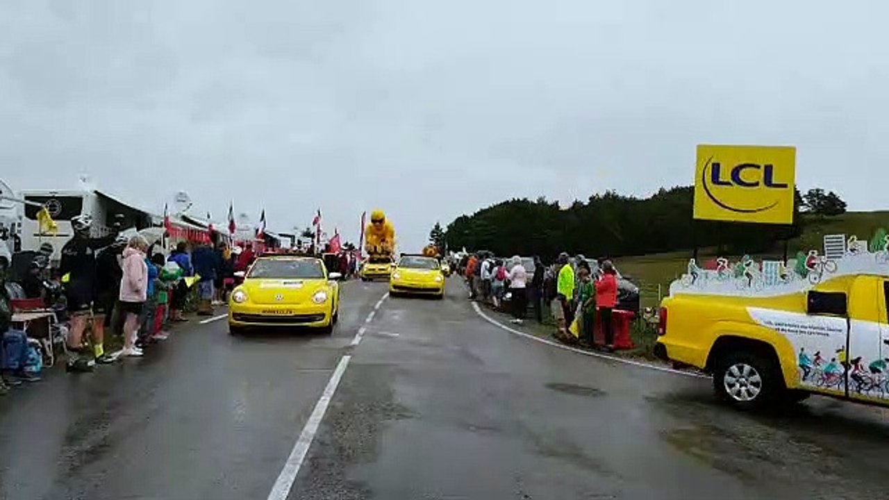Tour de France: la caravane au Markstein
