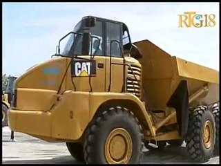 Le Président Jovenel Moïse a remis un lot de matériels, aux responsables du CNE