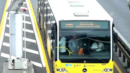 Metrobüs güzergahındaki rüzgar türbinleri dünyaya açılıyor