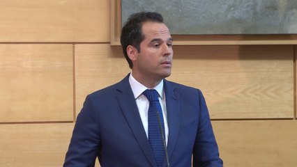 Aguado espeta a Vox que si quieren "una foto", la tendrán