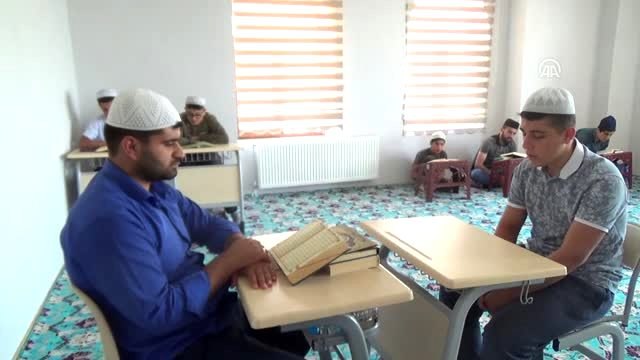 Ahlatlı Kur'an kursu öğrencisi Türkiye birincisi oldu - BİTLİS