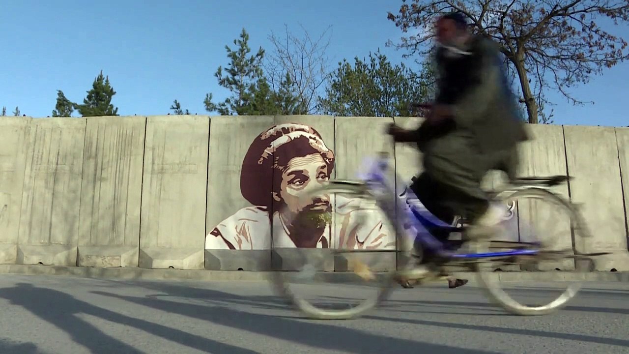 Afghan warrior Massoud's image becomes national icon