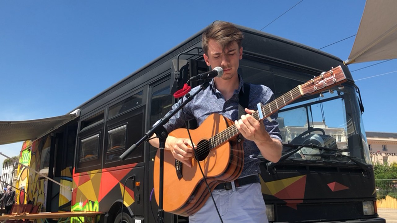 Lancement de la tournée estivale du bus jeunesse