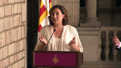 Colau y Collboni acuerdan un gobierno "fuerte y estable" con seis tenencias repartidas