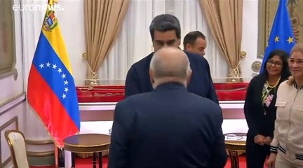 Prove di "dialogo" in Venezuela