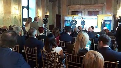 Napoli - Il premier Conte riceve il Premio Valore 2019 (10.07.19)