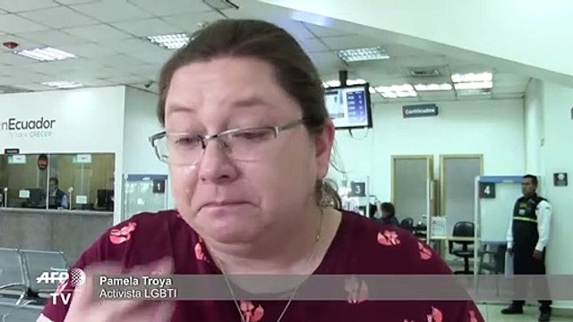 Dos parejas homosexuales se inscriben para contraer matrimonio en Ecuador