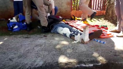 Motociclista tem grave ferimento no joelho após acidente na Rua Integração