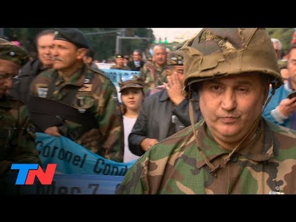 El héroe de Malvinas que logró recuperar el casco que le salvó la vida en las islas