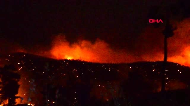 MUĞLA DALAMAN'DAKİ ORMAN YANGINI YERLEŞİM YERLERİNİ TEHDİT EDİYOR-10