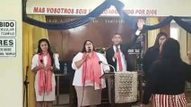 Agrupación Jaziel Isajar Cantando La Alabanza Muestrame Tu Gloria