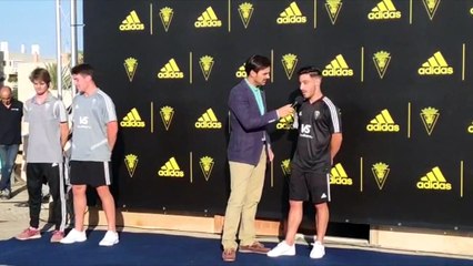 Iza: "Ojalá La Gente Disfrute Con Nosotros"