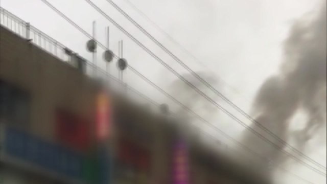 고시원에서 방화 의심 불...3명 연기 마셔 / YTN