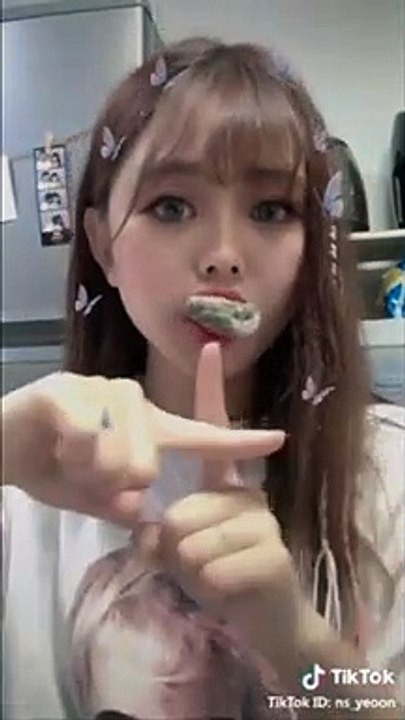 나빌레라, ガールフランド , NAVILLERA