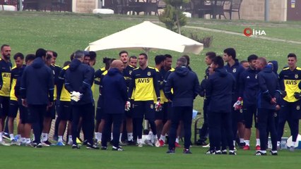 Fenerbahçe sis ve yağmur altında çalıştı