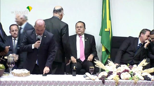 Bolsonaro pide apoyo para la reforma de jubilaciones en Brasil