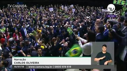 Download Video: Diputados aprueban en primer debate reforma de jubilaciones en Brasilia