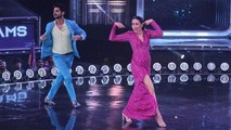 Karisma Kapoor recreates Sona Kitna Sona hai song in Dance India Dance 7; Check out | FilmiBeat