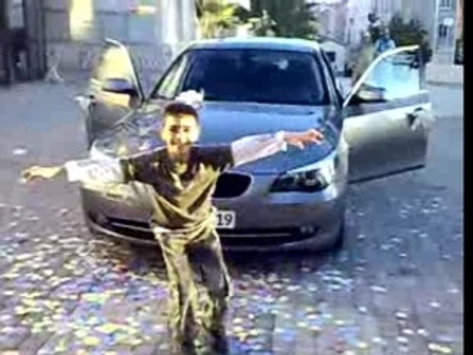 wajdi qui danse
