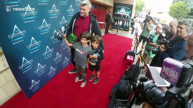 Broadway smasher 'The Illusionists' brings celebrities to the red carpet for press night