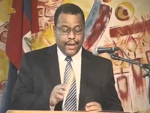 enstalasyon nouvo minis kilti ak kominikasyon an Pierre Raymond Dumas.flv