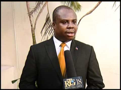 Lucien Jura ( Pòt Pawòl Prezidans lan)