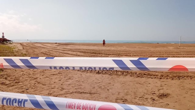 Playa de Massamagrell cerrada al baño