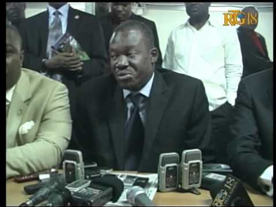 Biwo chanm Depite a repòte depo pyès Premye Minis desiye a pou lendi 23 avril la.