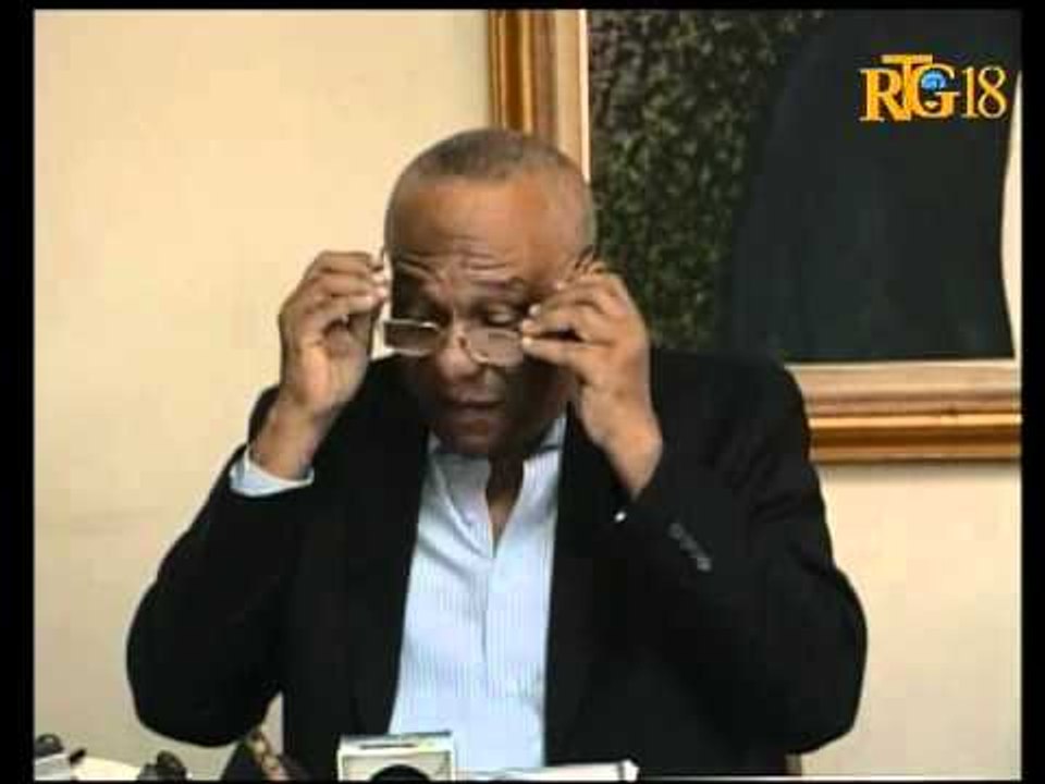 Jn-Bertrand Aristide.- Prezantasyon dènye liv ansyen Prezidan peyi a Jean Bertrand Aristide.