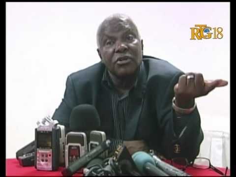 Prezidan Sena a anonse Prezidan Martelly ap kontye chita pale ak Senatè yo pou jwenn yon solisyon.