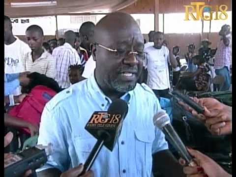 òganizasyon lavni distribiye plis pase 500 kit eskolè bay timmoun nan kad ouvèti lekòl la.