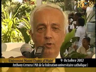 Responsab UNDH yo  fè chante yon mès ekaristik pou make nouvel ane akademik 2012-2013 pou Etidyan.