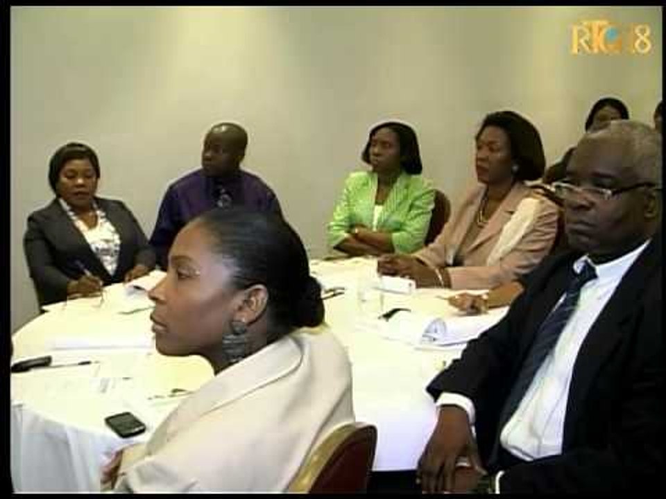 Atelye travay OMRH ak direksyon ak sèvis resouzimèn nan fonksyon piblik la sou arete # 63 ki soti.