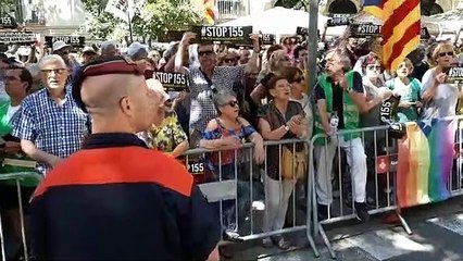 Concentració de protesta davant la Diputació de Barcelona