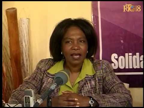 Konferans deba Solidarite Fanm Ayisyèn Jounalis sou wòl ak enplikasyon fanm nan...