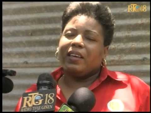 Sekretè deta pwomosyon animal la Michel Chancy vizite plizyè fèm nan Damyen ak nan zòn Blancha.