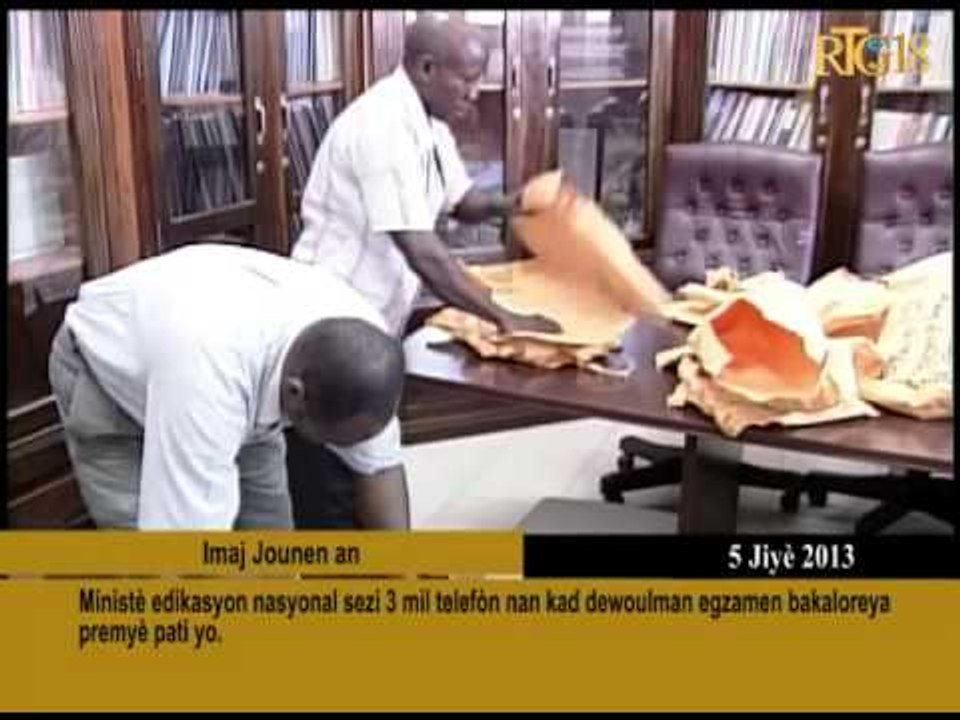 Imaj Jounen an Ministè Edikasyon nasyonal sezi 3 mil telefòn nan kad dewoulman egzamen Bakaloreya