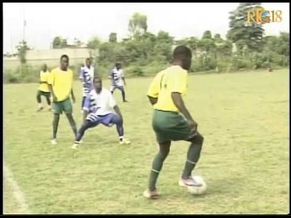 GEORGES EMMANUEL Entraineur du Violette AC