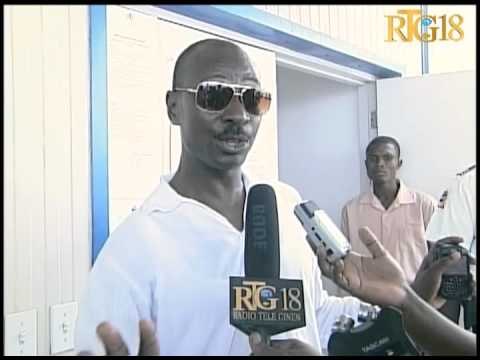 Depo kaye revandikasyon konsèy Nasyonal vodouyizan Ayisyen yo devan Palman Ayisyen an