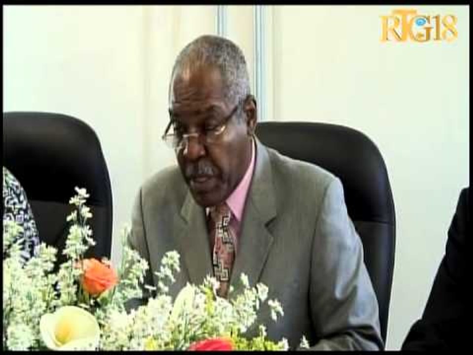 Minis enteryè ak kolektivite teritoryal la resevwa minis delege Japon pou risk ak dezas la Yasutoshi