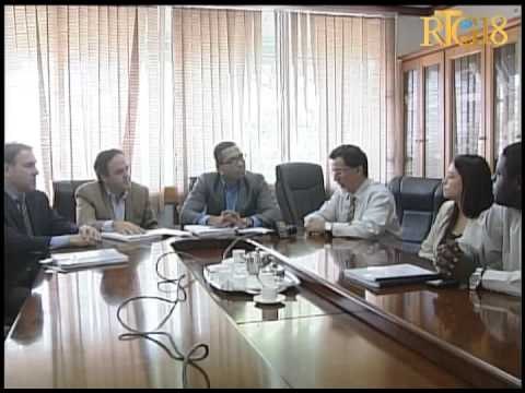 Siyati akò ant Direktè jeneral FAES la ak Reprezantan BID ak Food for the poor pou konstriksyon mil