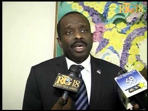 OMRH nan tè kole ak lekòl nasyonal administrasyon Paris klotire seyans fòmasyon sou kominikasyon