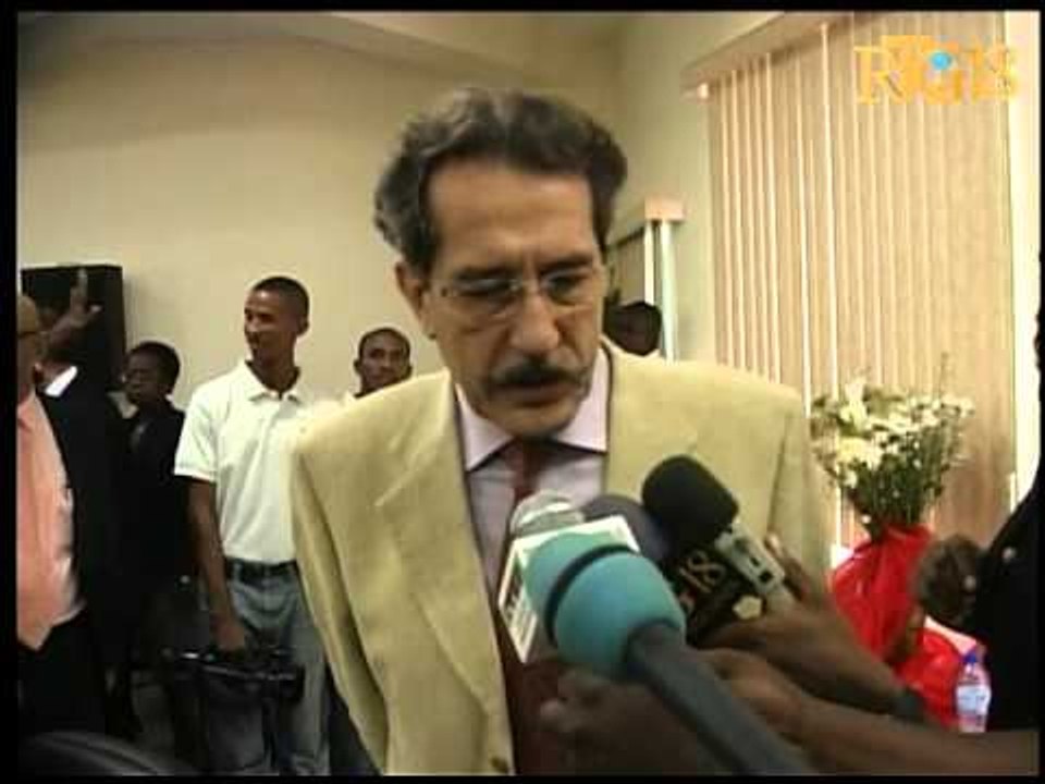 Chef Gouvènman an rankontre Anbasadè peyi la France ki akredite an Ayiti ak Reprezantan pwogram nasy