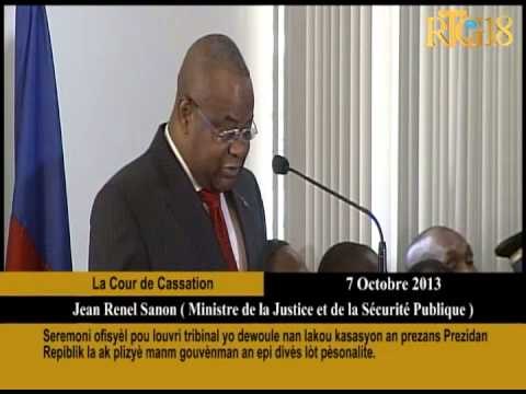 Seremoni Ofisyèl pou louvri tribinal yo dewoulman nan lakou kasasyon an prezans Prezidan Repiblik la
